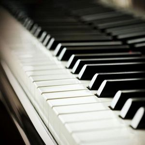 美母教师成为同学
